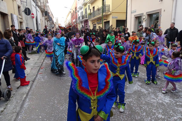 Maschera Nera Stupefacente Di Carnevale Fotografia Editoriale